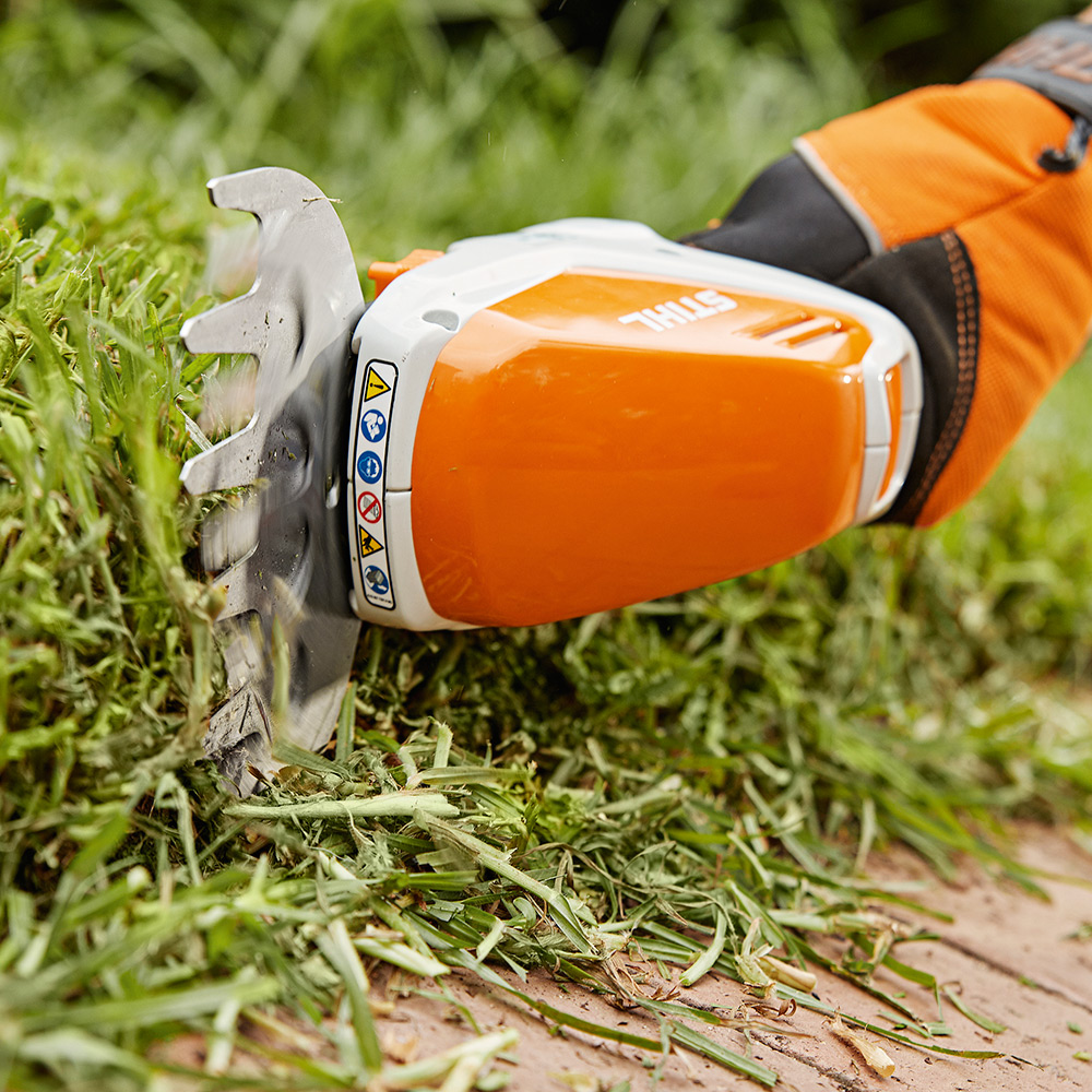 Häcksax STIHL HSA 26