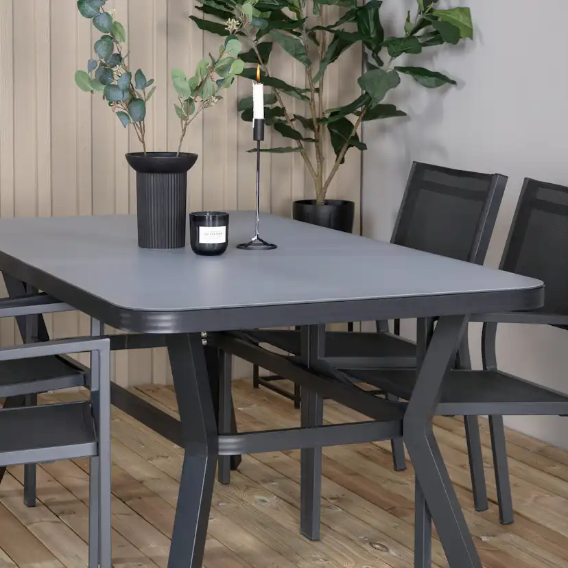 Matgrupp Utomhus Venture Home Vyn med 4 Curz Stapelbara Trädgårdsstolar