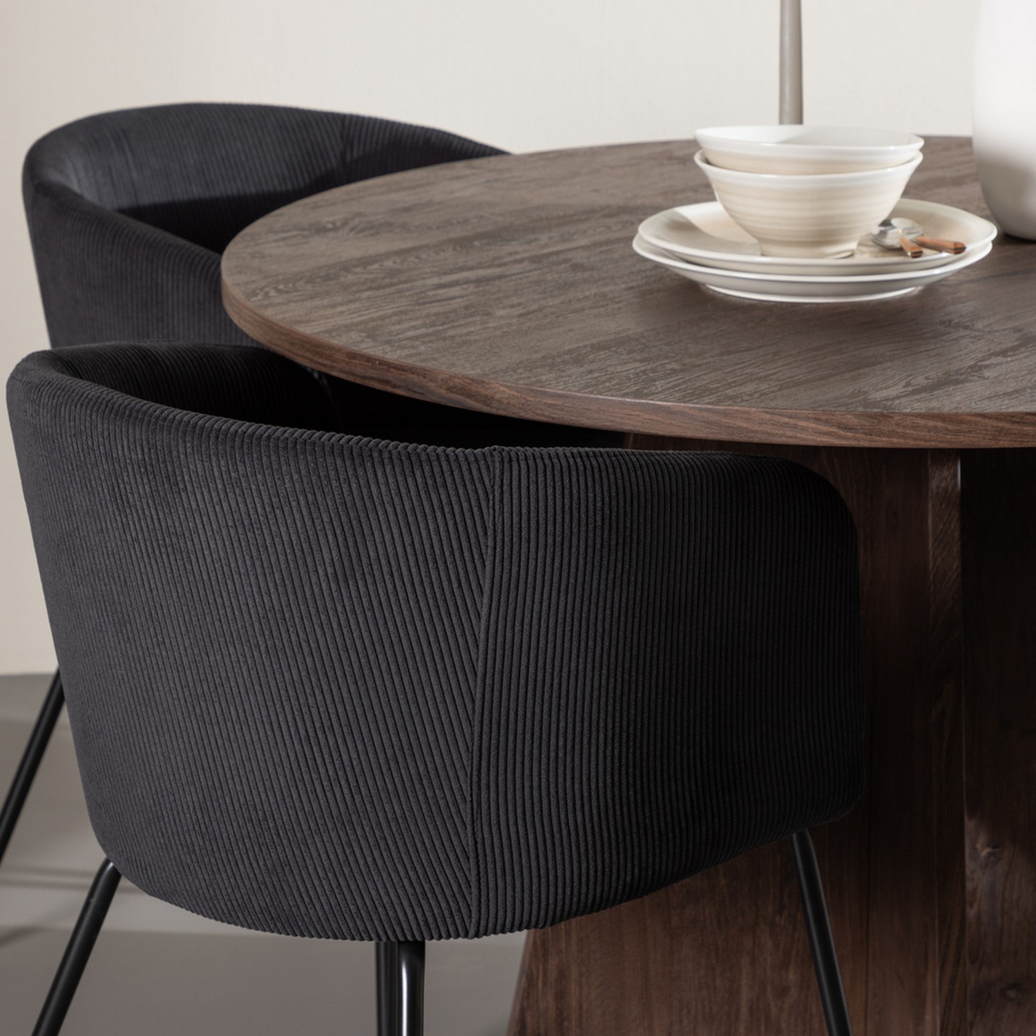 Matbord Venture Home Bootcut Ø110 cm