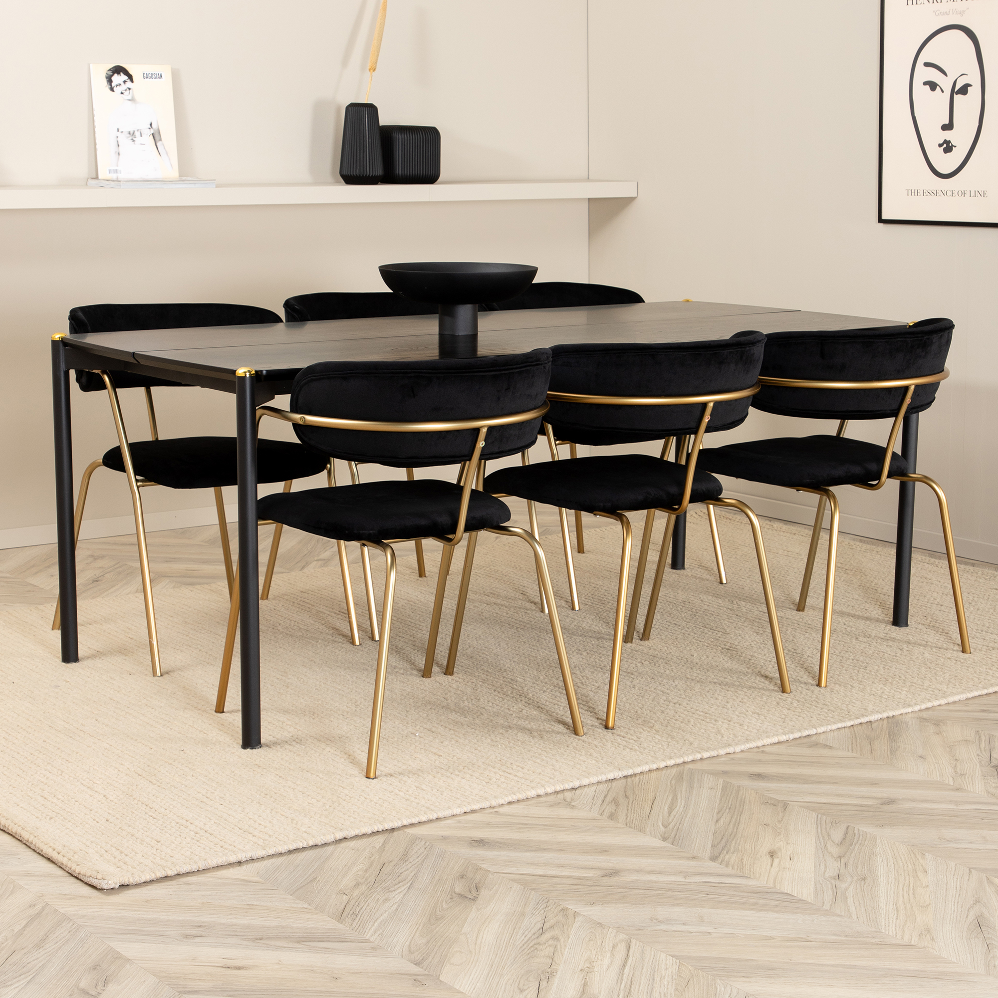Matgrupp Venture Home Paris med 6 Aris Stolar