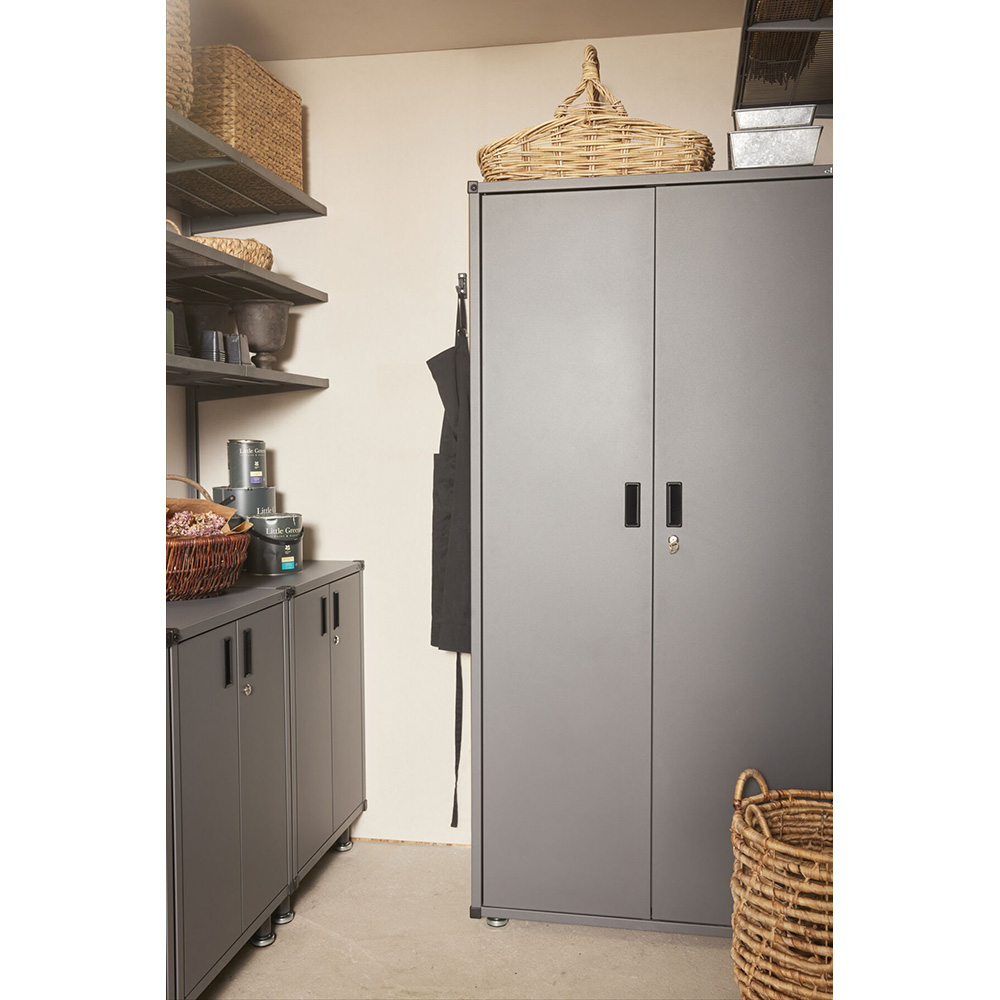 Dörrar Elfa Garage+ till Högt Förvaringsskåp