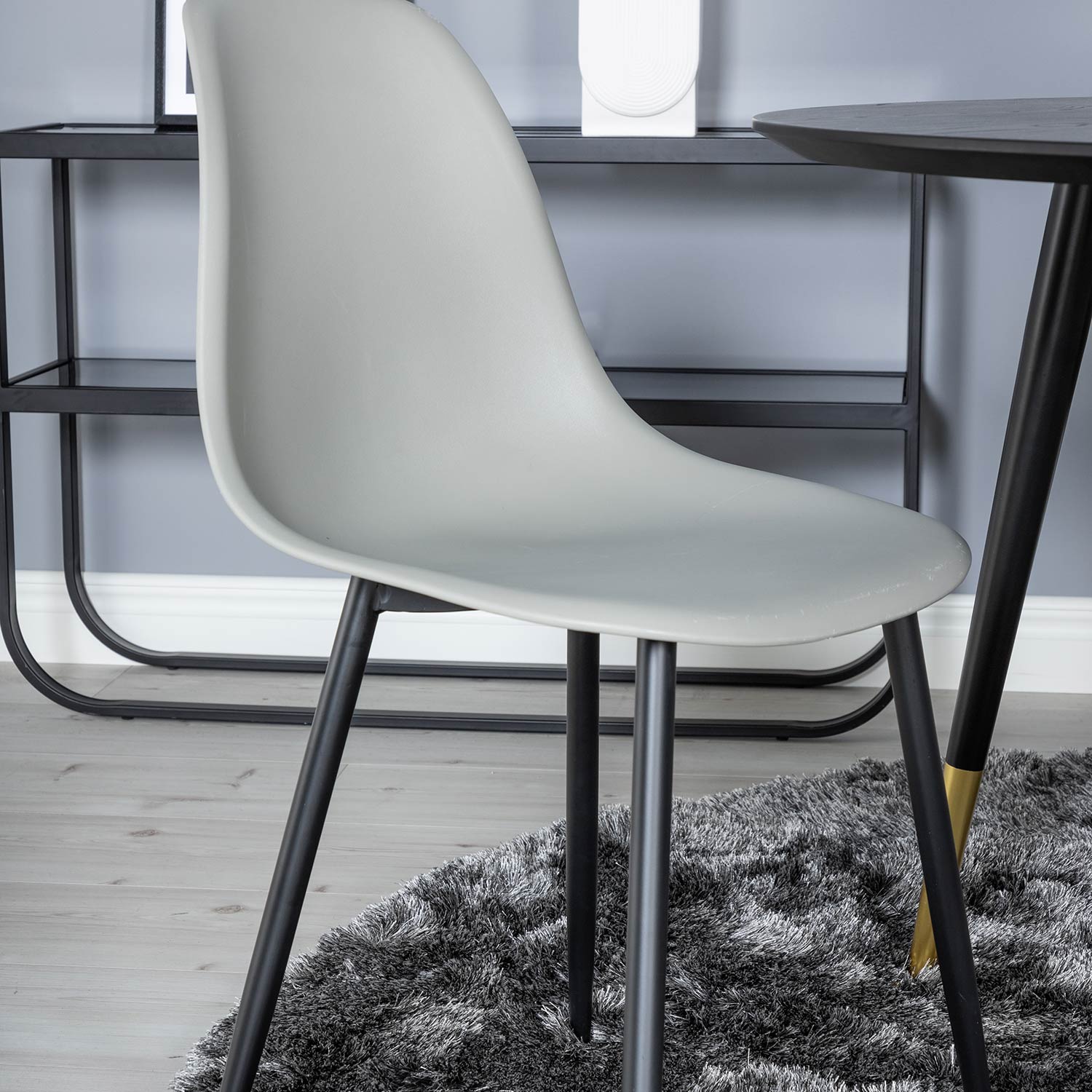 Matgrupp Venture Home Dipp Ø115 cm med 4 Polar Plast Stolar