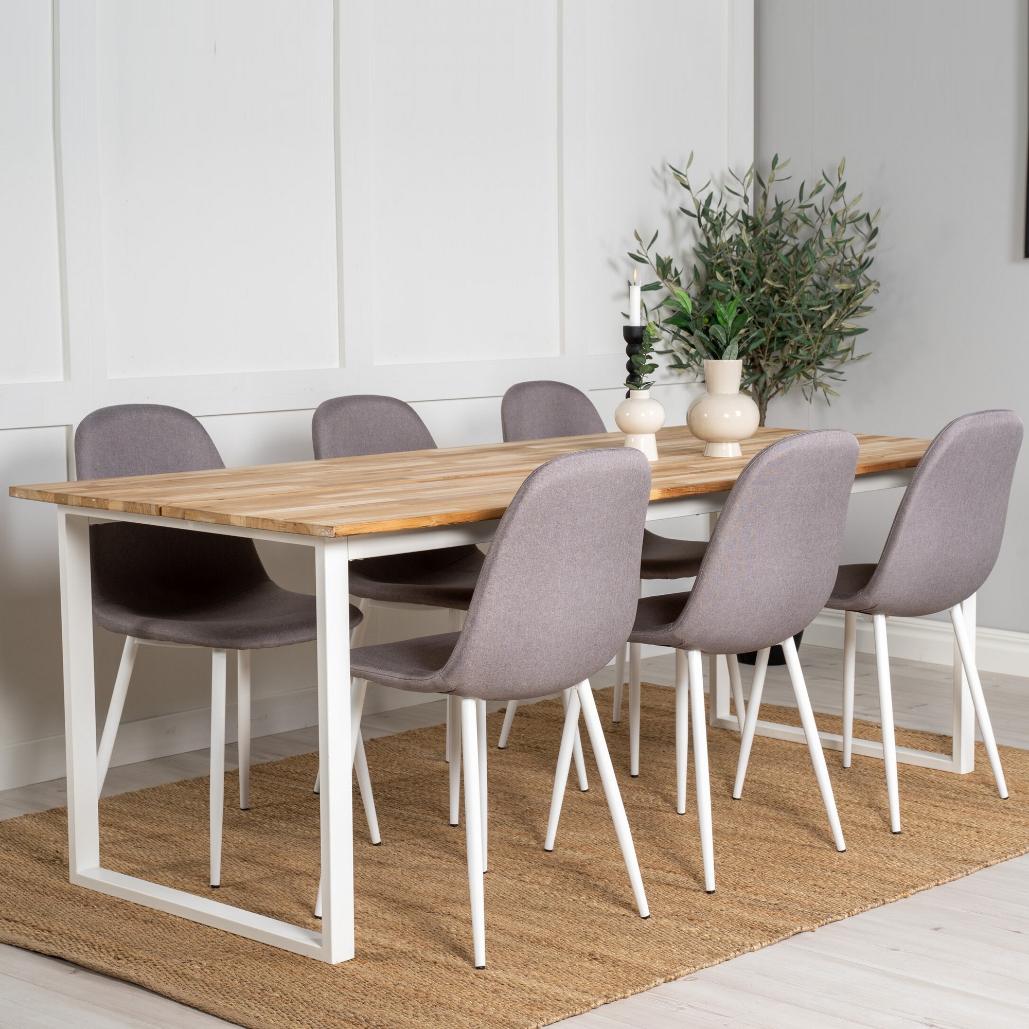 Matgrupp Venture Home Cirebon med 6st Polar Stolar