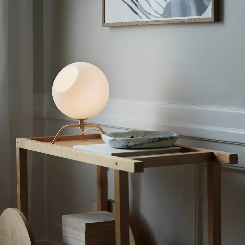 Bordslampa CO Bankeryd Bug