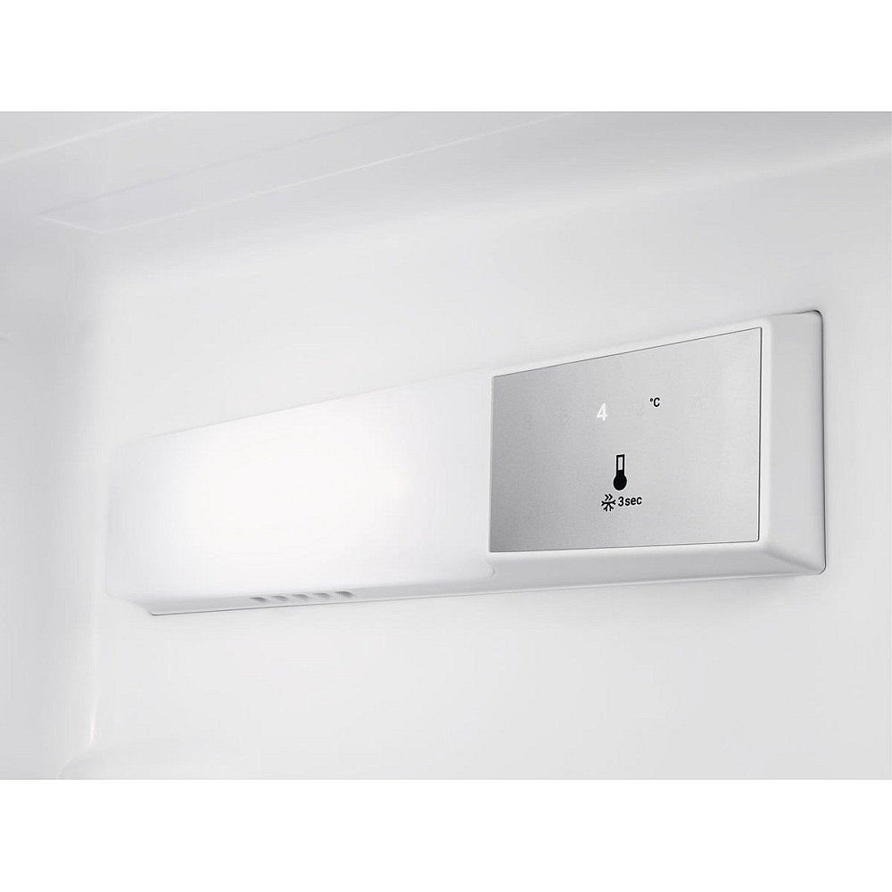Fristående Kyl & Frys Electrolux LTB1AE24W0 med ColdSense och LowFrost