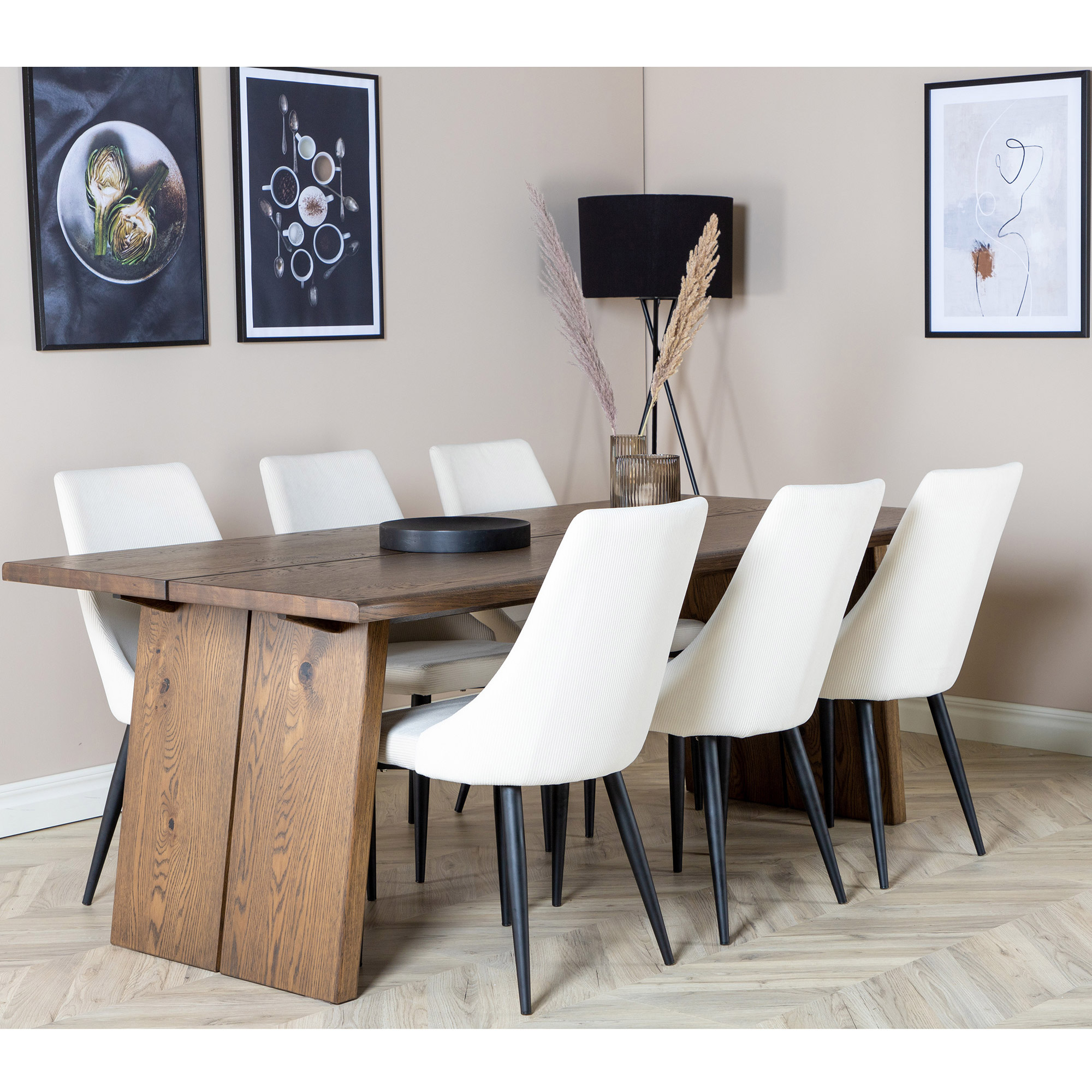 Matgrupp Venture Home Lotus med 6 Laura Stolar