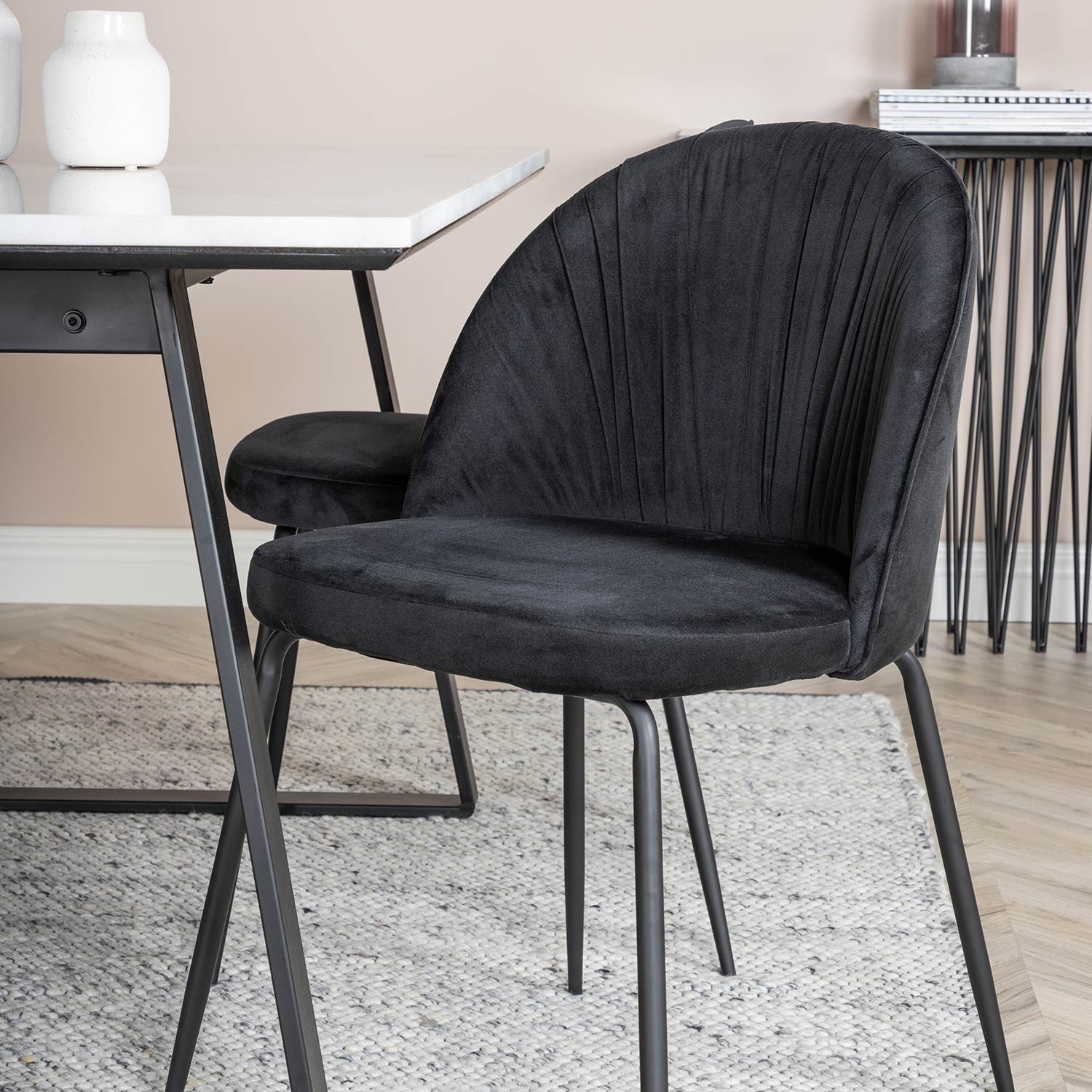 Matgrupp Venture Home Estelle 140 med 4 Wrigley Stolar