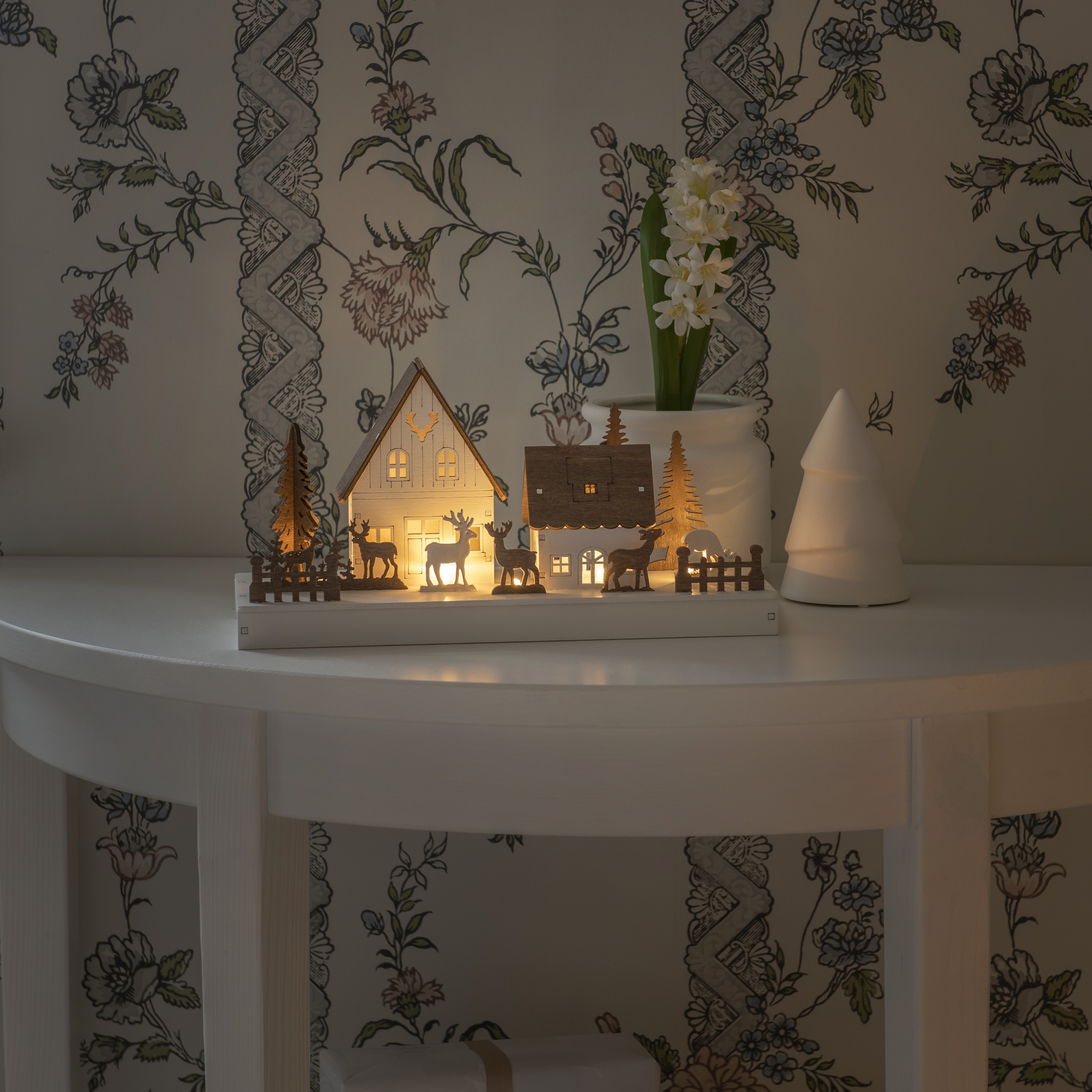 Siluett Gnosjö Konstsmide Motiv Hus & Djur 6 LED