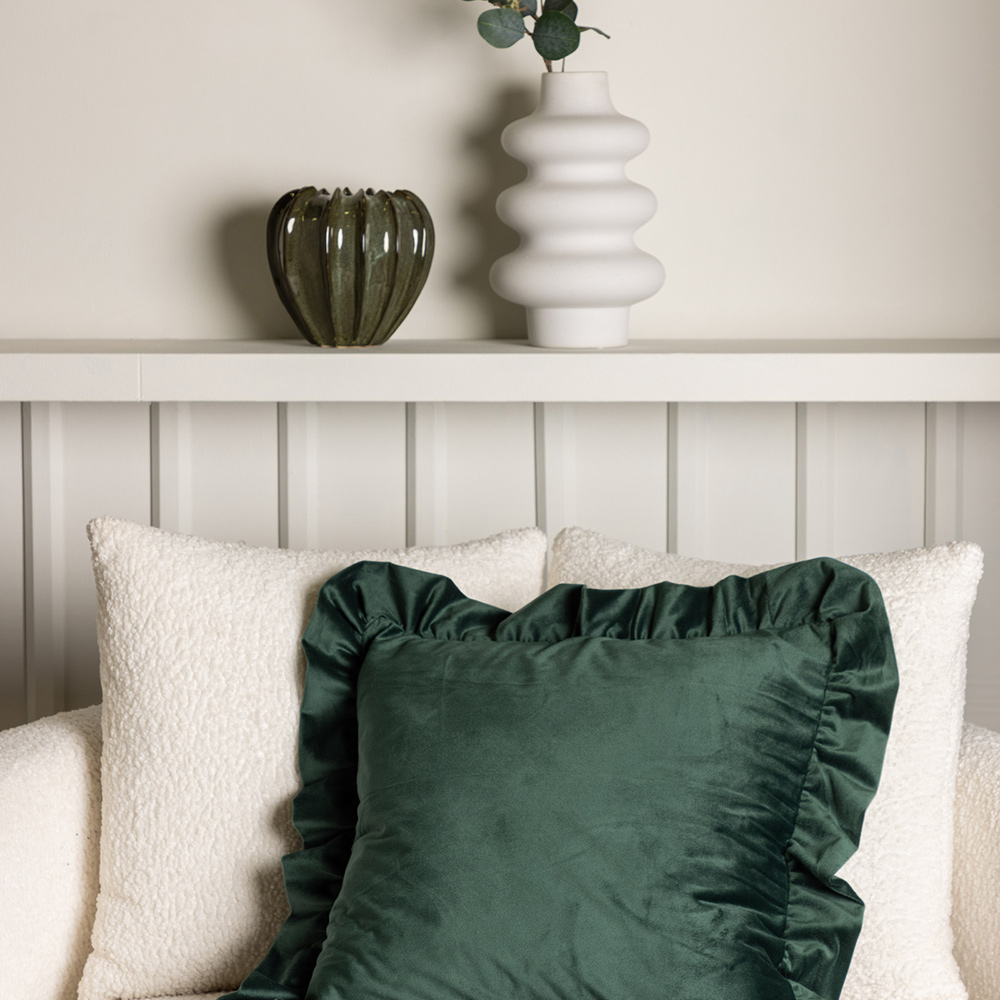 Hailey Cushion Cover Poly Velvet - Green Grön