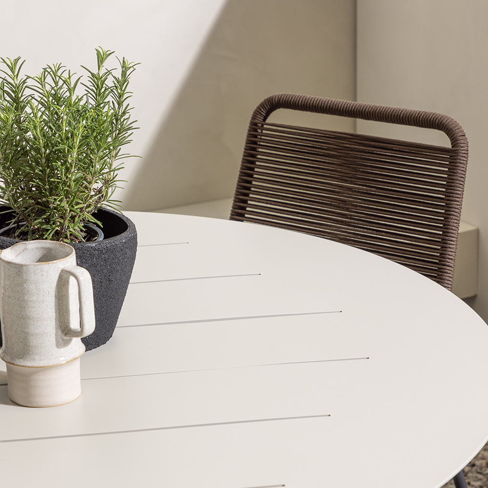 Matgrupp Venture Home Lina Bord med 4 Lindos Stolar