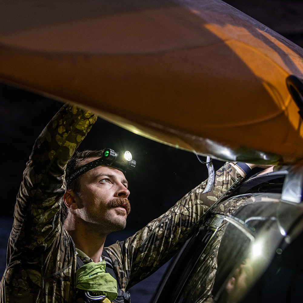 Pannlampa Coast XPH34R Uppladdningsbar 2075 Lumen