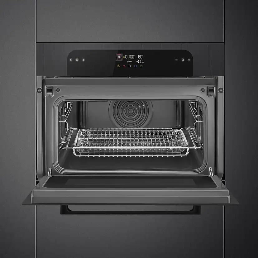 Kombiugn Smeg SO4202M1B med Varmluft och Mikrovågsfunktion Silver 45 cm