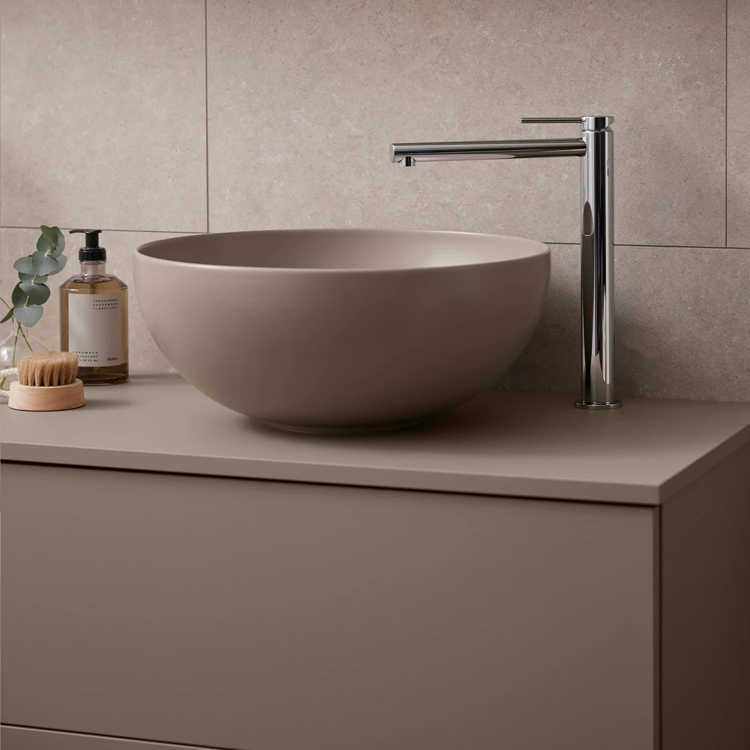 Handfat Bowl 40 fristående Coffee Cream Coffee Cream