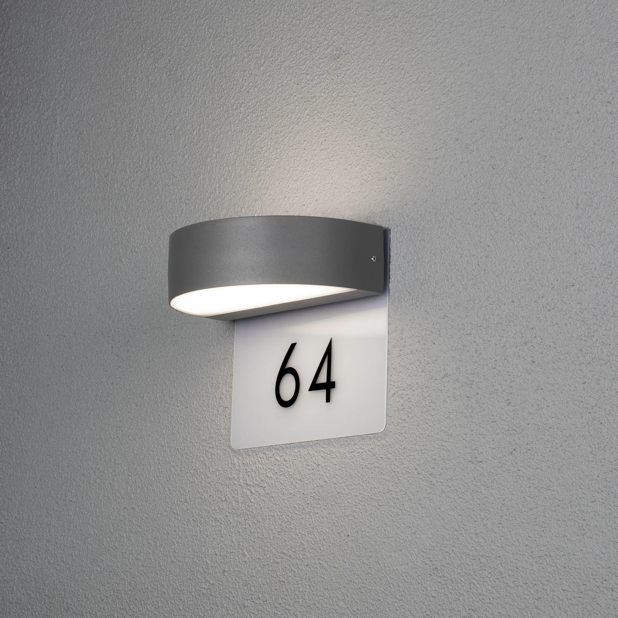 Vägglykta Gnosjö Konstsmide Monza LED 2X4 5W med Husnummer