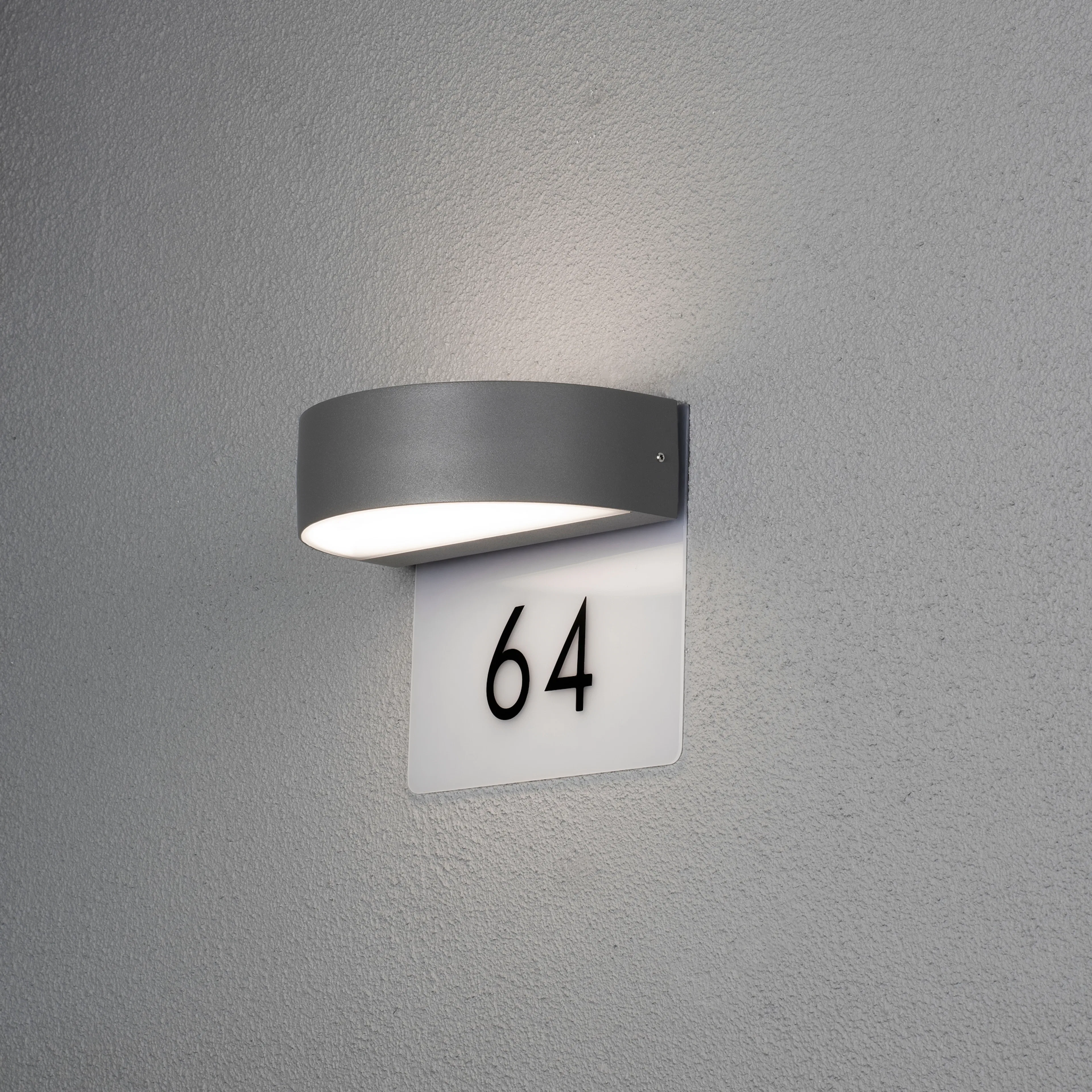 Vägglykta Gnosjö Konstsmide Monza LED 2X4 5W med Husnummer
