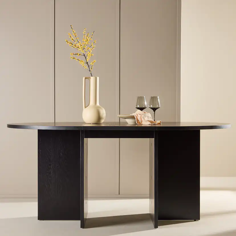 Matbord Venture Home Strada