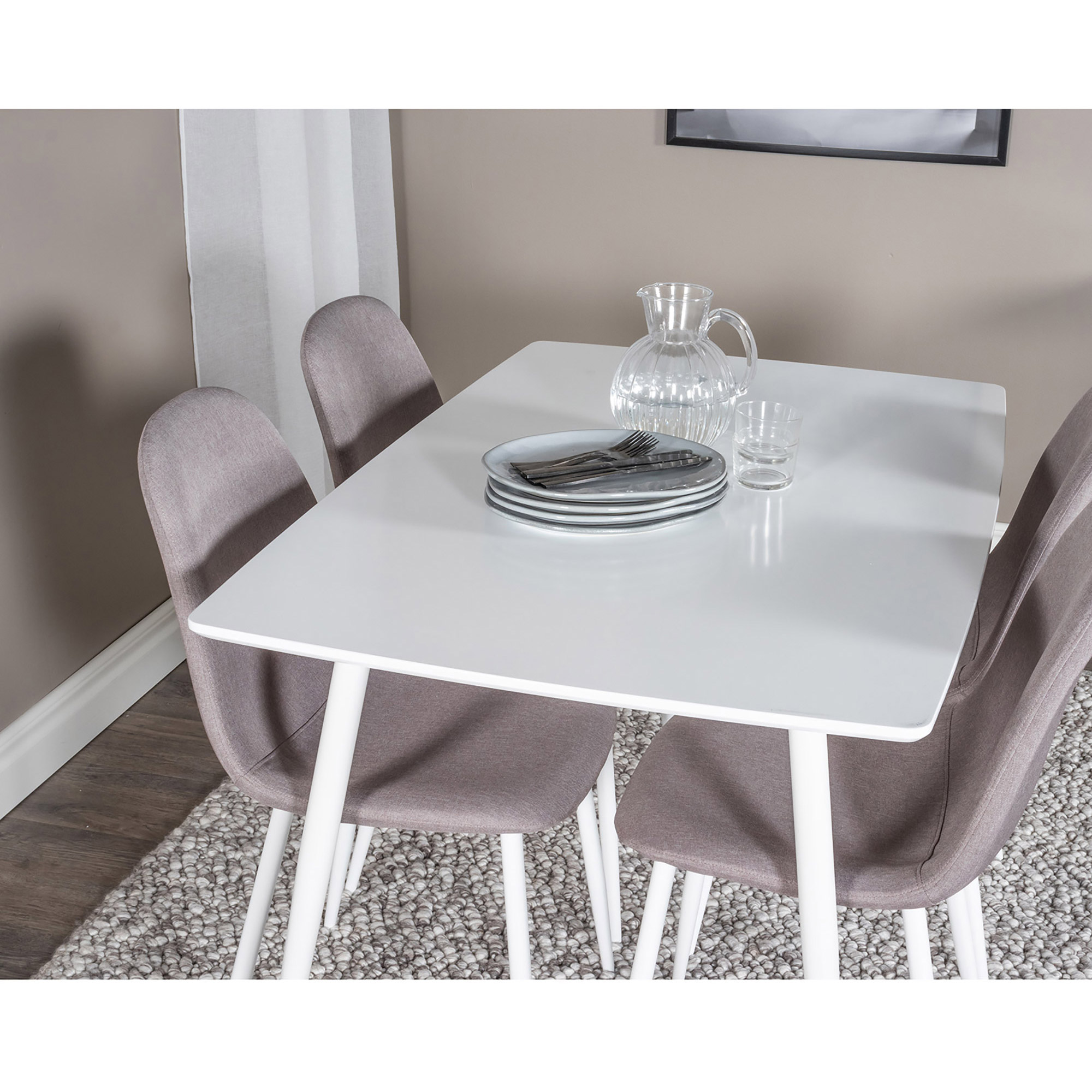 Matgrupp Venture Home Pobbie med 4 Pobbie Stolar Polyester