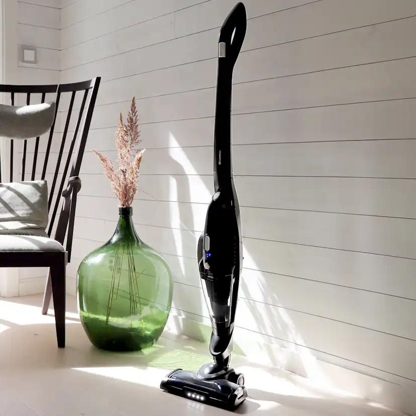 Skaftdammsugare Champion Eco Clean 2in1 120W SD420 Mattsvart