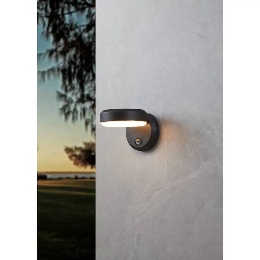 Vägglampa Utebelysning Eglo Fornaci med Sensor