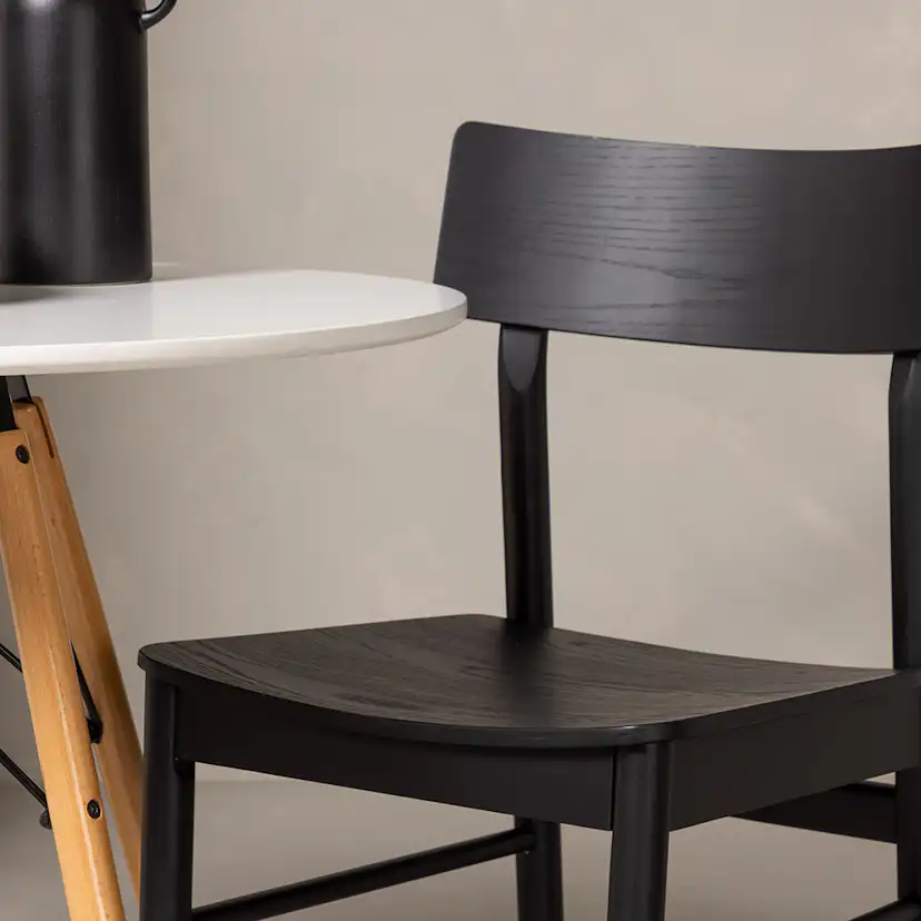 Matgrupp Venture Home Danburi Ø 60 cm med 2 Montros Stolar