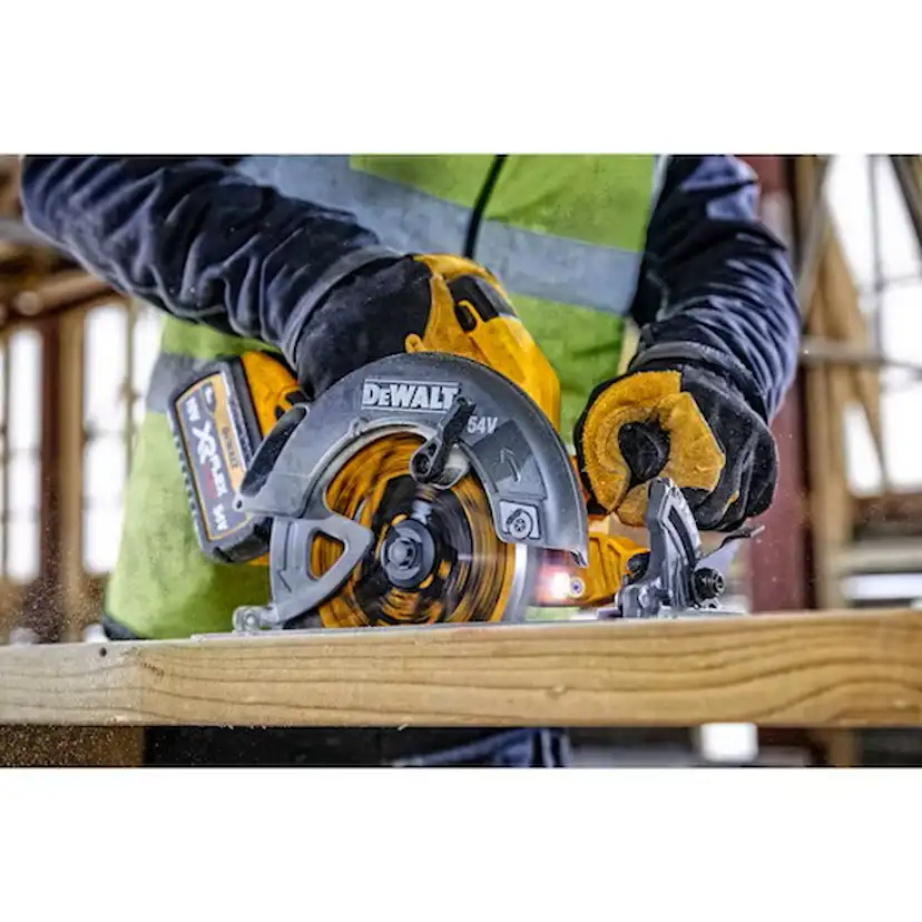 Cirkelsåg DeWalt DCS578NT 54V 190mm XR Tstak Utan Batteri & Laddare