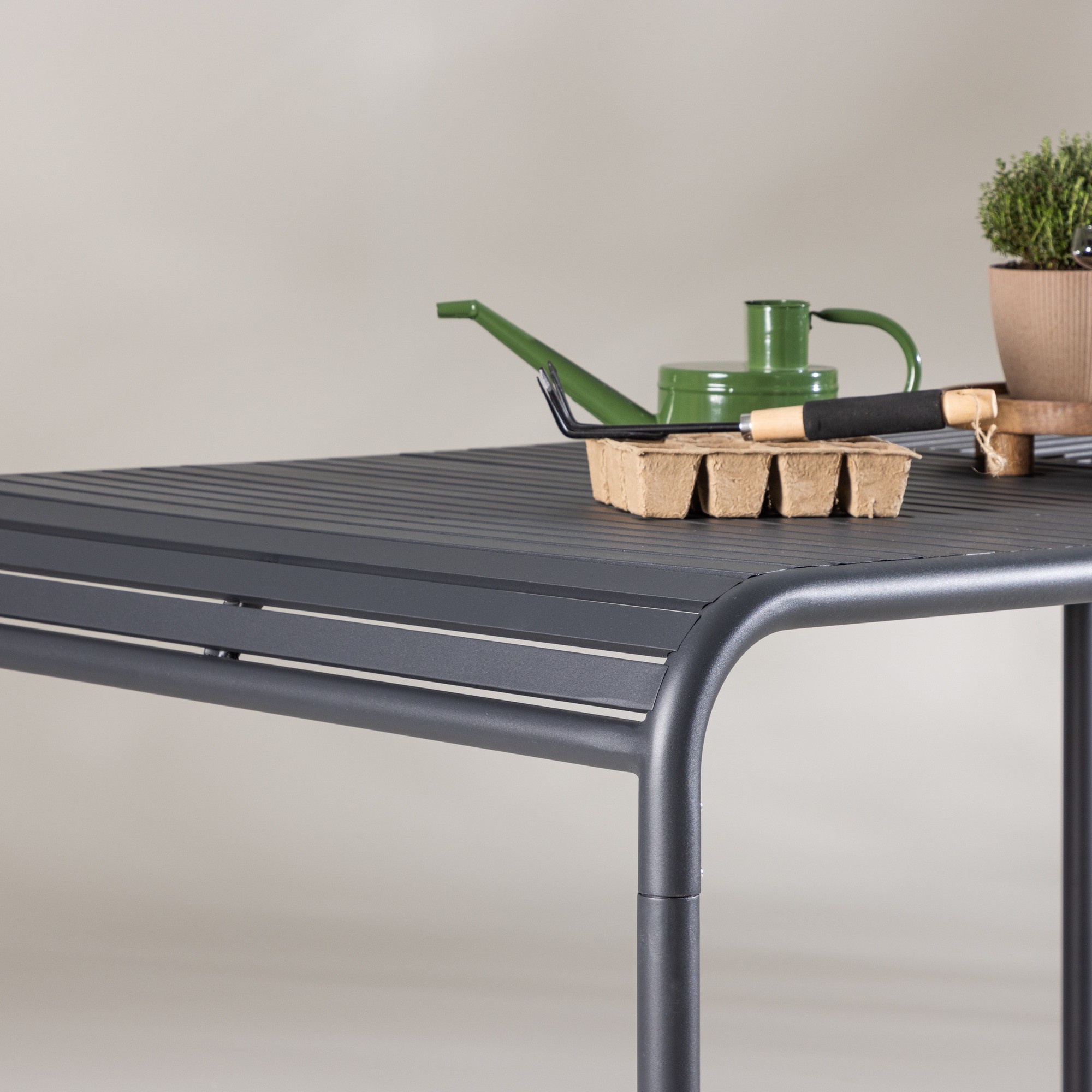 Trädgårdsbord Comfort Garden Gardeno Matbord Utomhus 90x150 cm utebord i aluminium