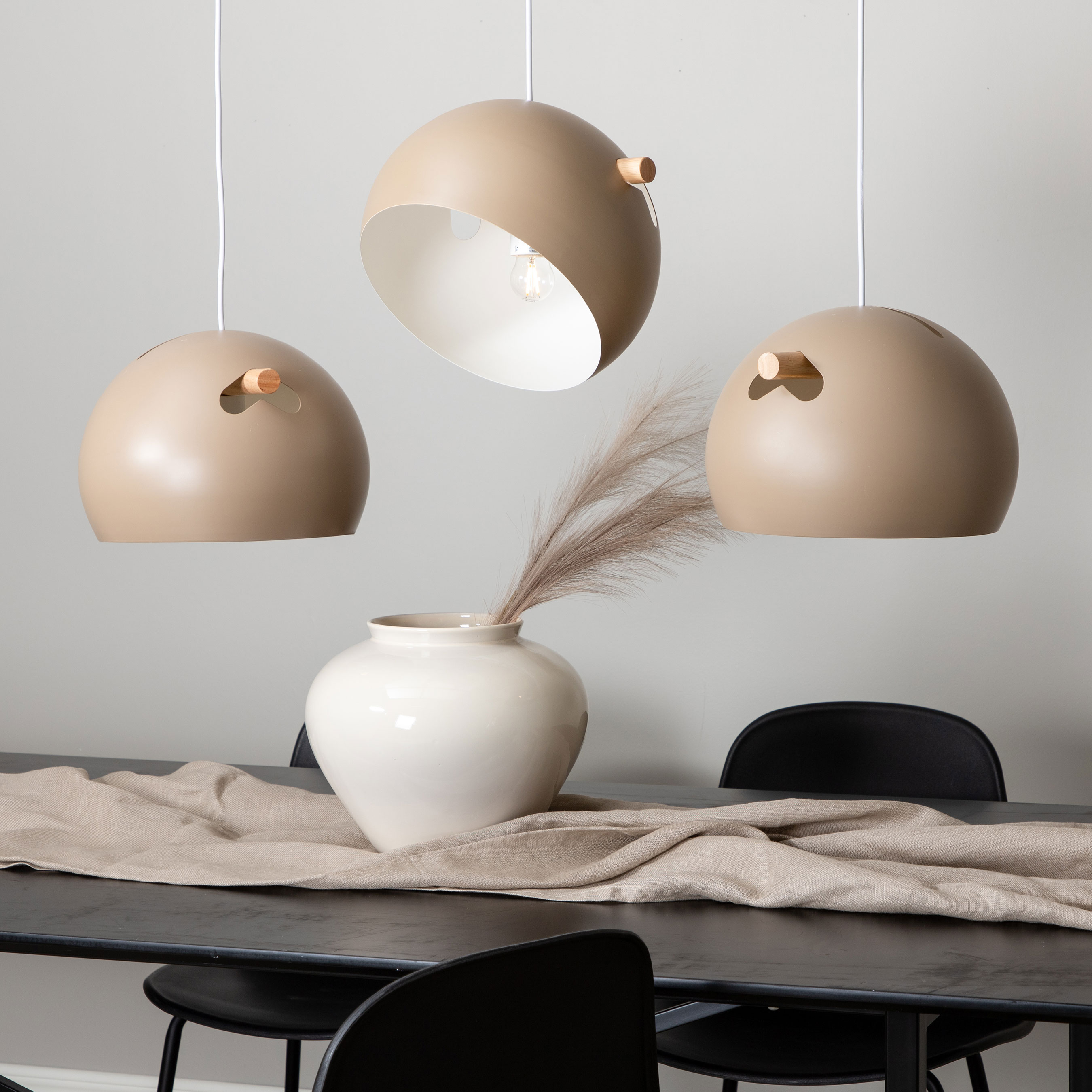 Taklampa Venture Home Todd Beige 3L