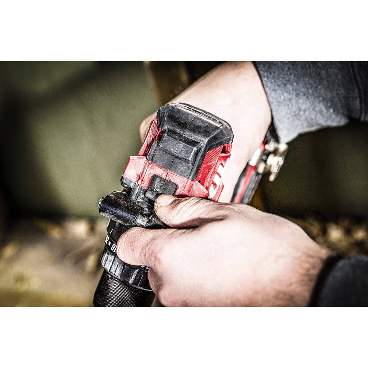 Slagborr/skruvdragare SKIL 3085 CA Kolborstfri Batteridriven