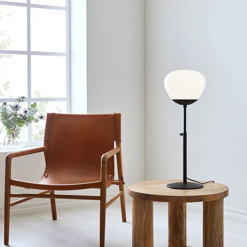 Bordslampa Markslöjd Rise 1L