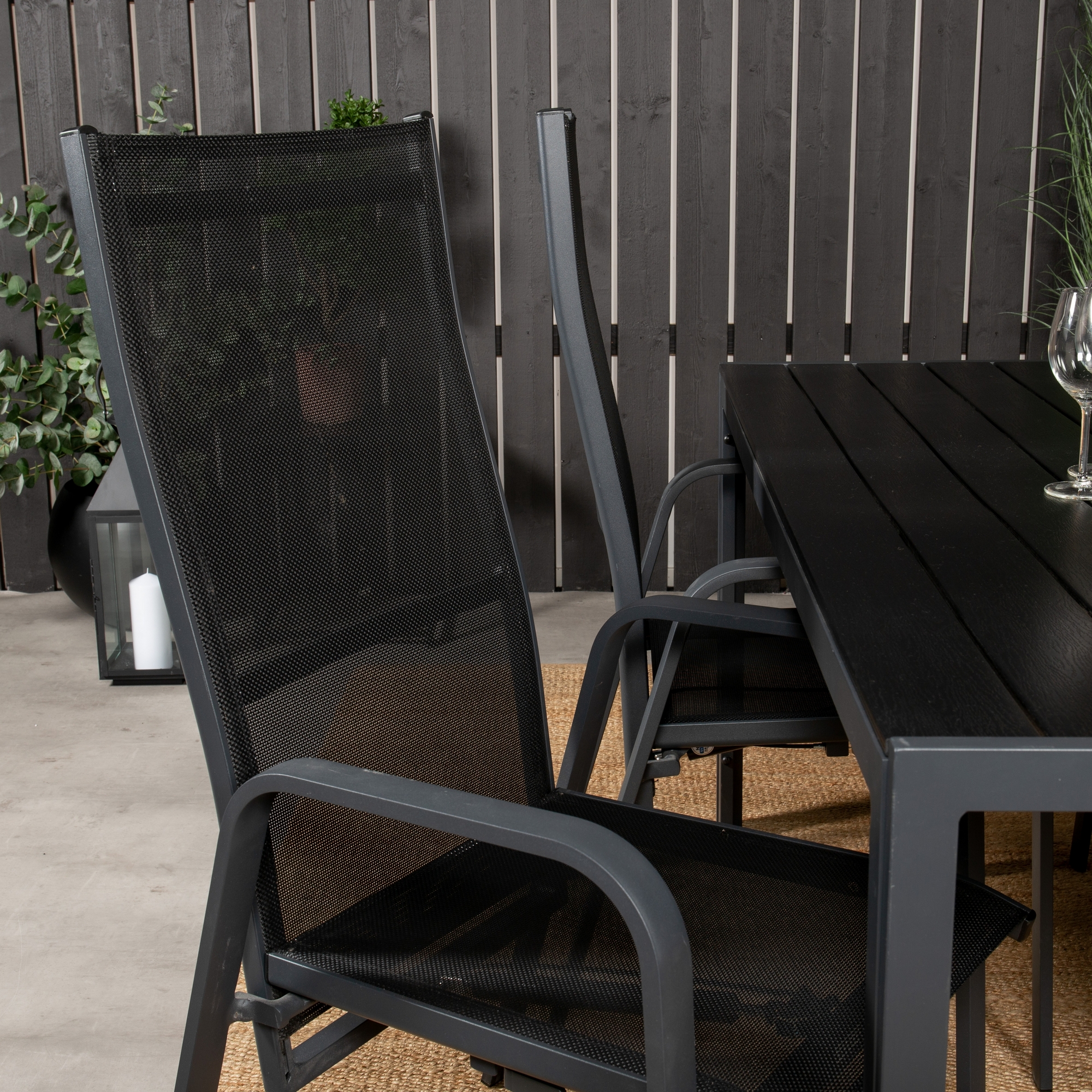 Matgrupp Venture Home Bront 150 med 4 Copacabana Stolar