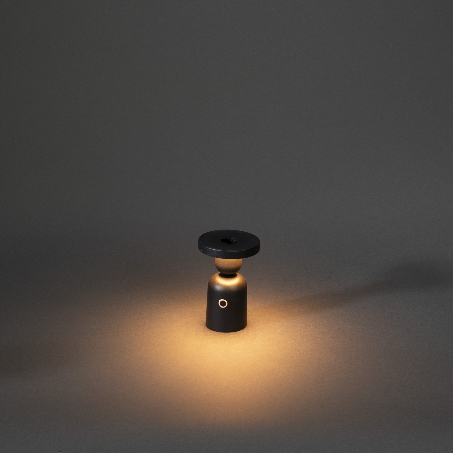 Bordslampa Gnosjö Konstsmide Nantes USB