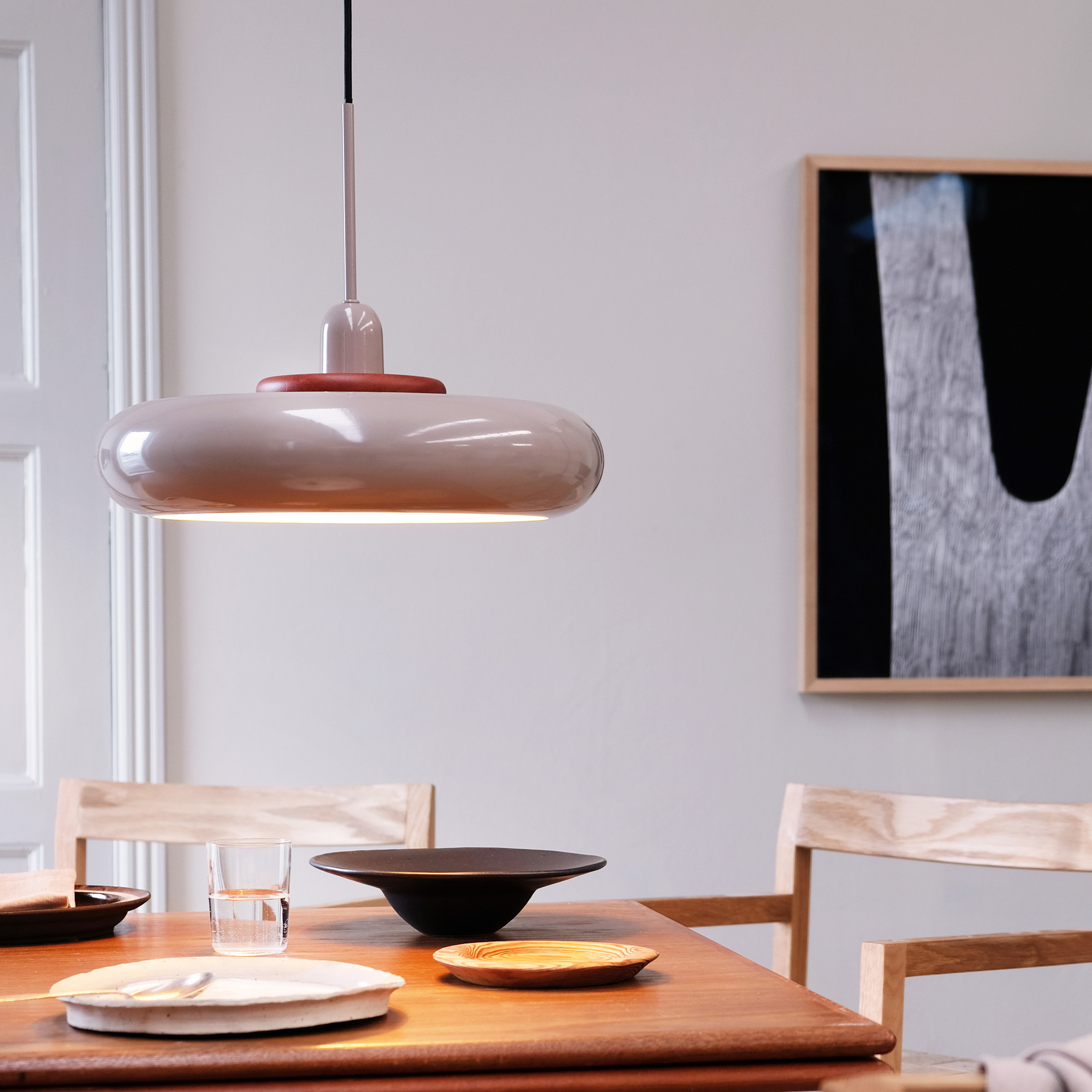 Taklampa Dyberg Larsen Planet Pendel