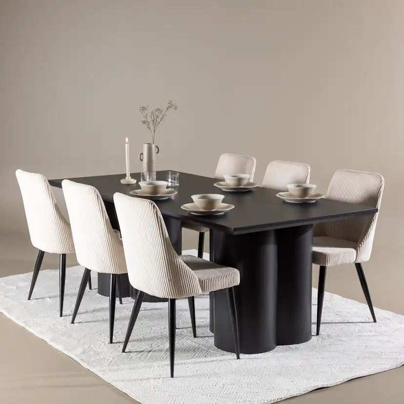 Matgrupp Venture Home Olivia 210 med 6 st Leone Stolar