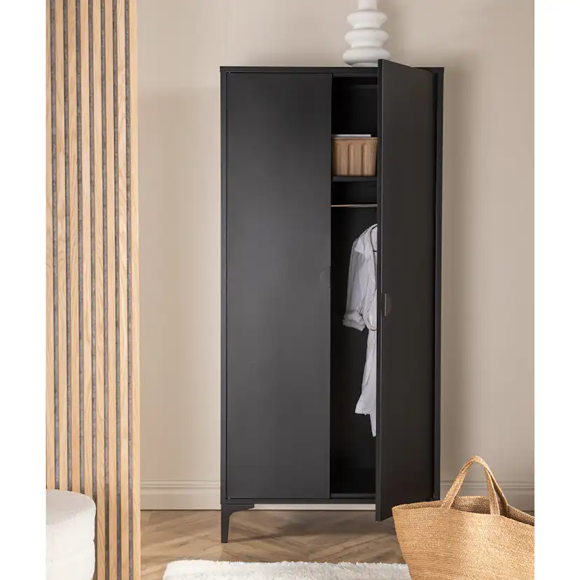 Garderob Venture Home Piring