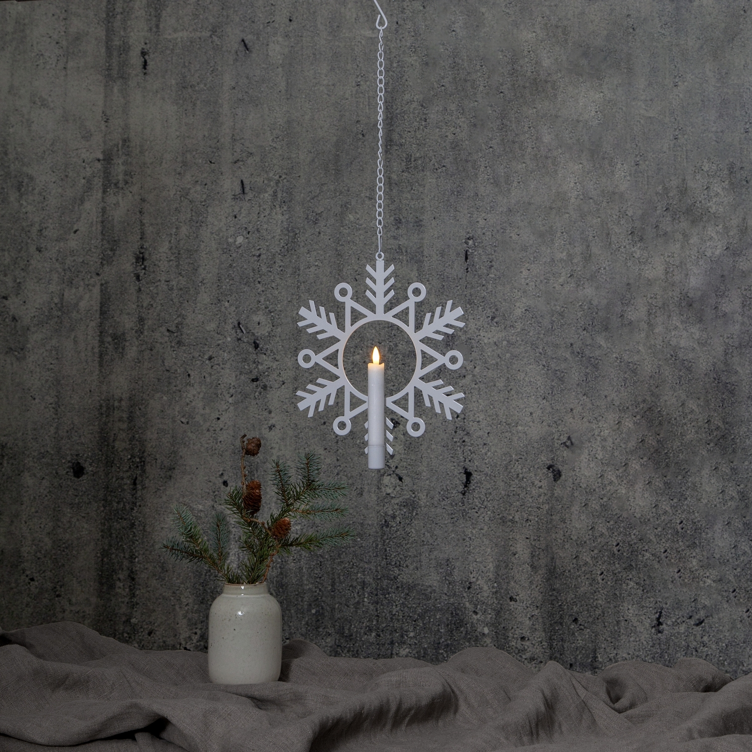 Inomhusdekoration Star Trading Hanging Snowflake med Flamme
