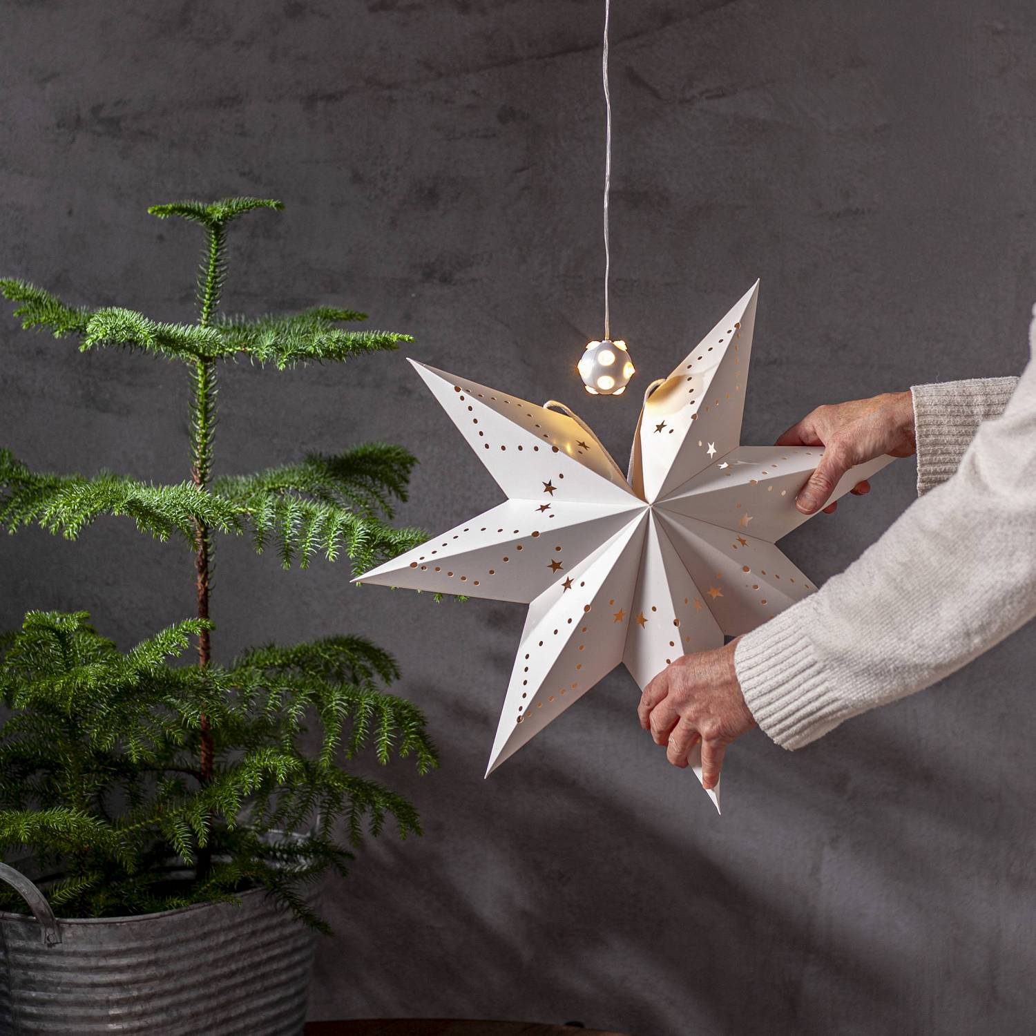 Hängande Lampa Star Trading Lighty Batteridriven Ljuskälla till Adventsstjärna