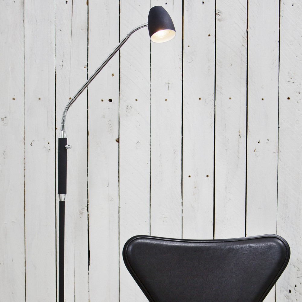 Golvlampa Aneta Sandnes