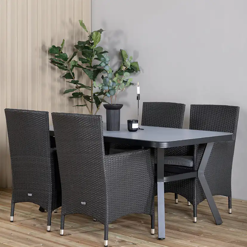Matgrupp Venture Home Vyn med 4 Mani Matstolar