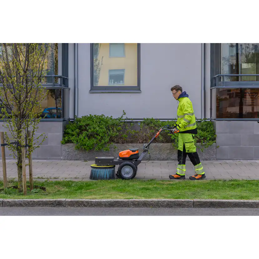 Borstmaskin Husqvarna WB 560i Ogräsborste