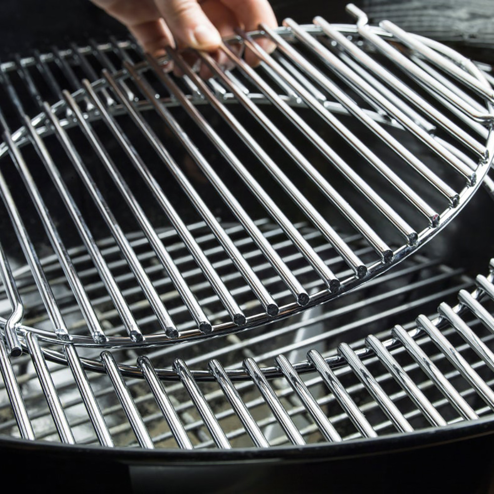 Klotgrill Weber Performer GBS Kolgrill med Sidobord & Integrerad Termometer