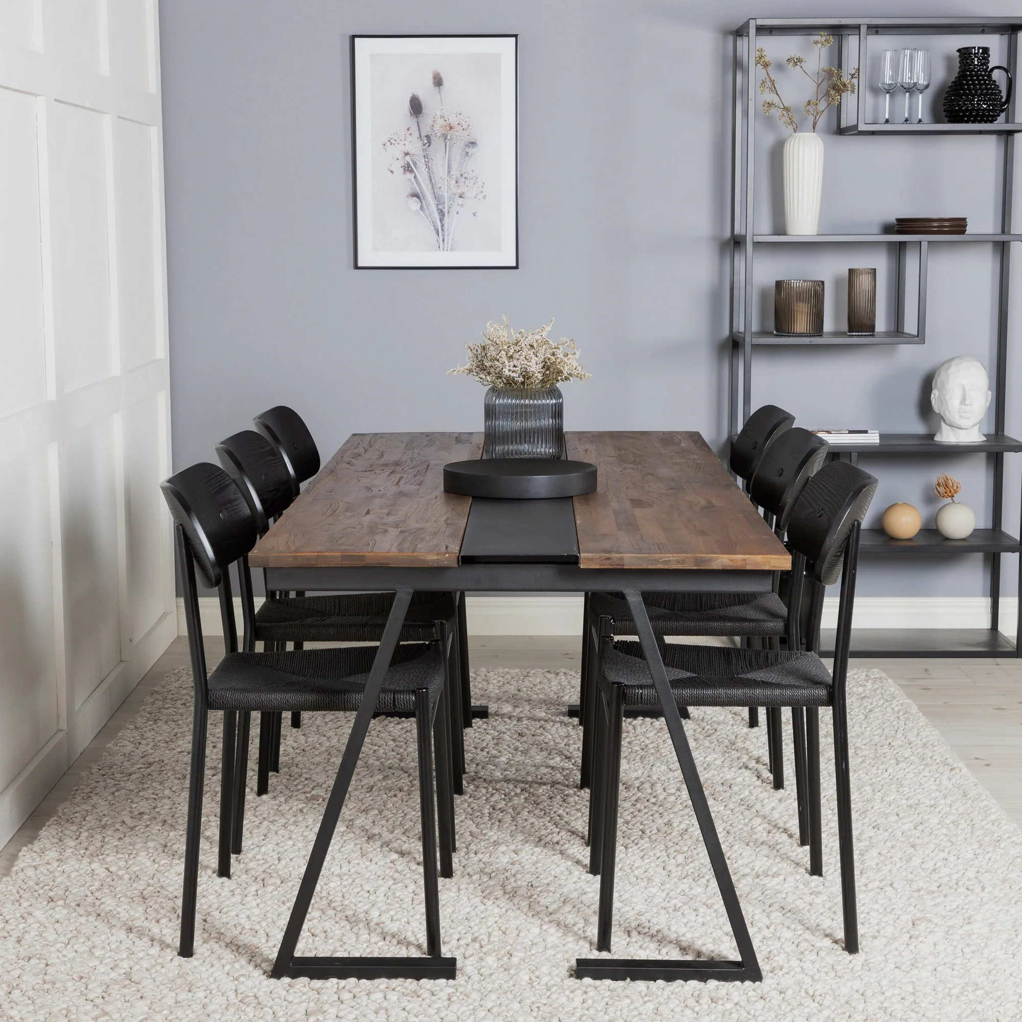 Matgrupp Venture Home Jakarta med 6st Polly Stolar