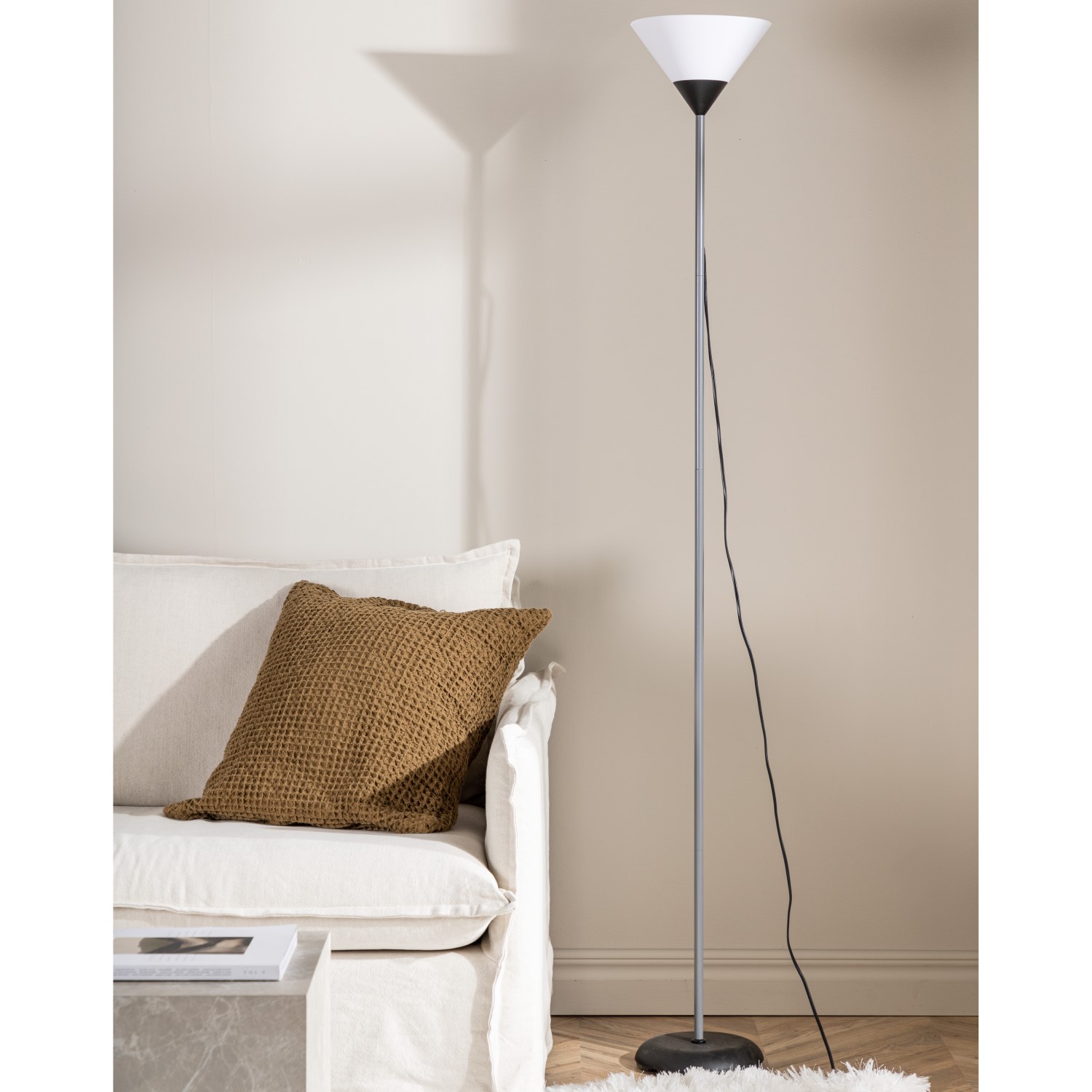 Golvlampa Venture Home Batang