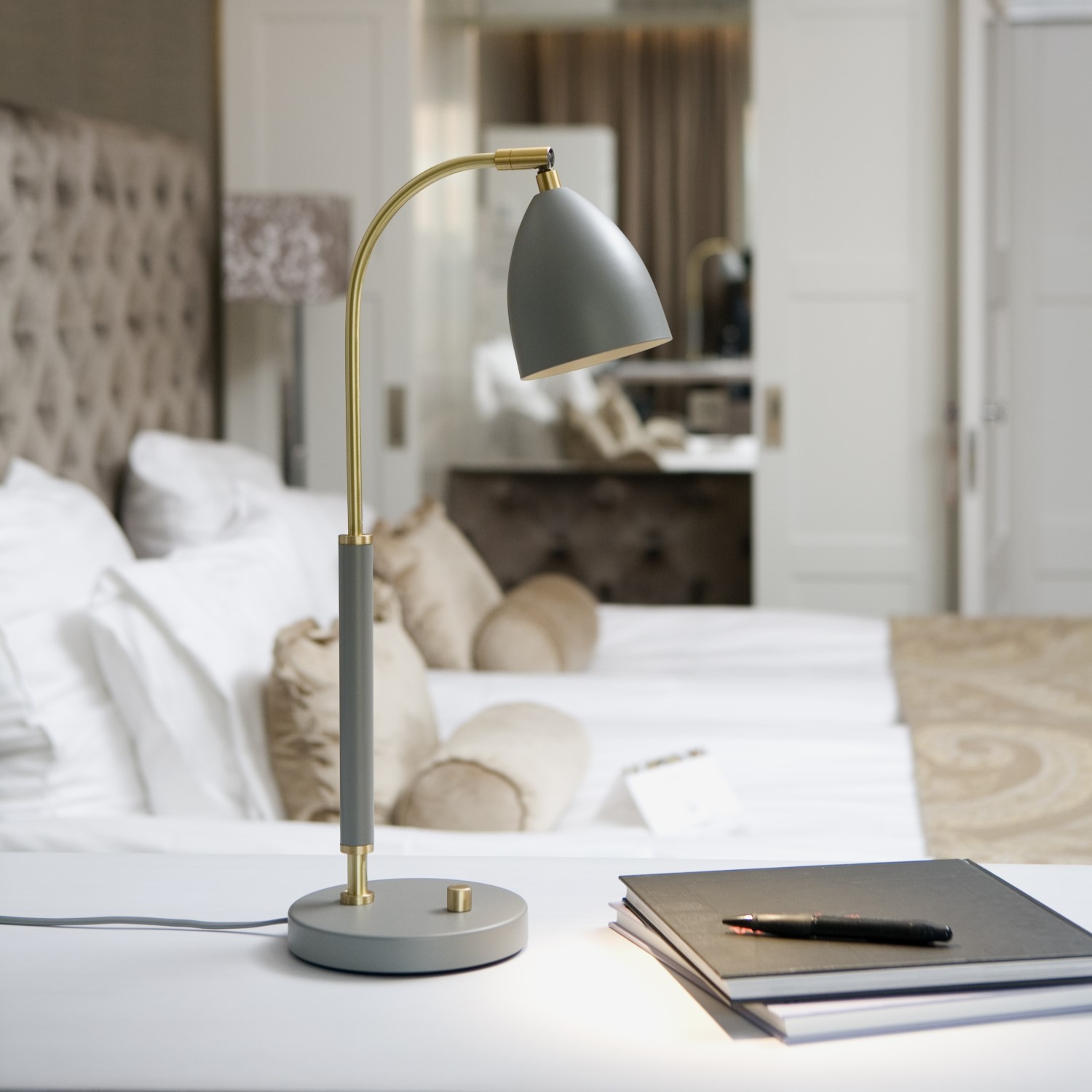 Bordslampa Belid Deluxe LED