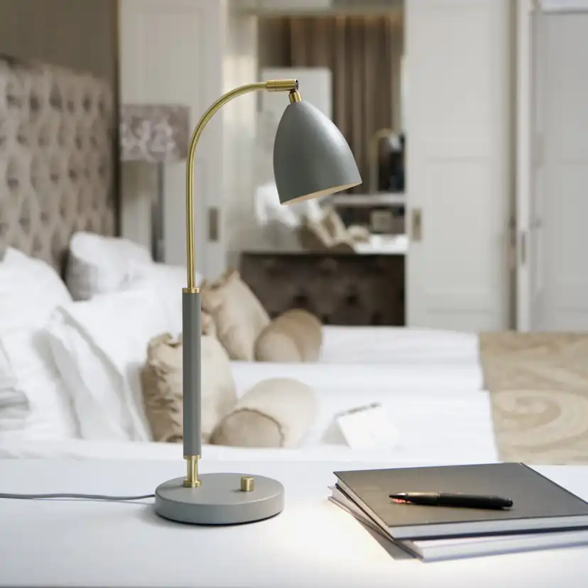 Bordslampa Belid Deluxe LED