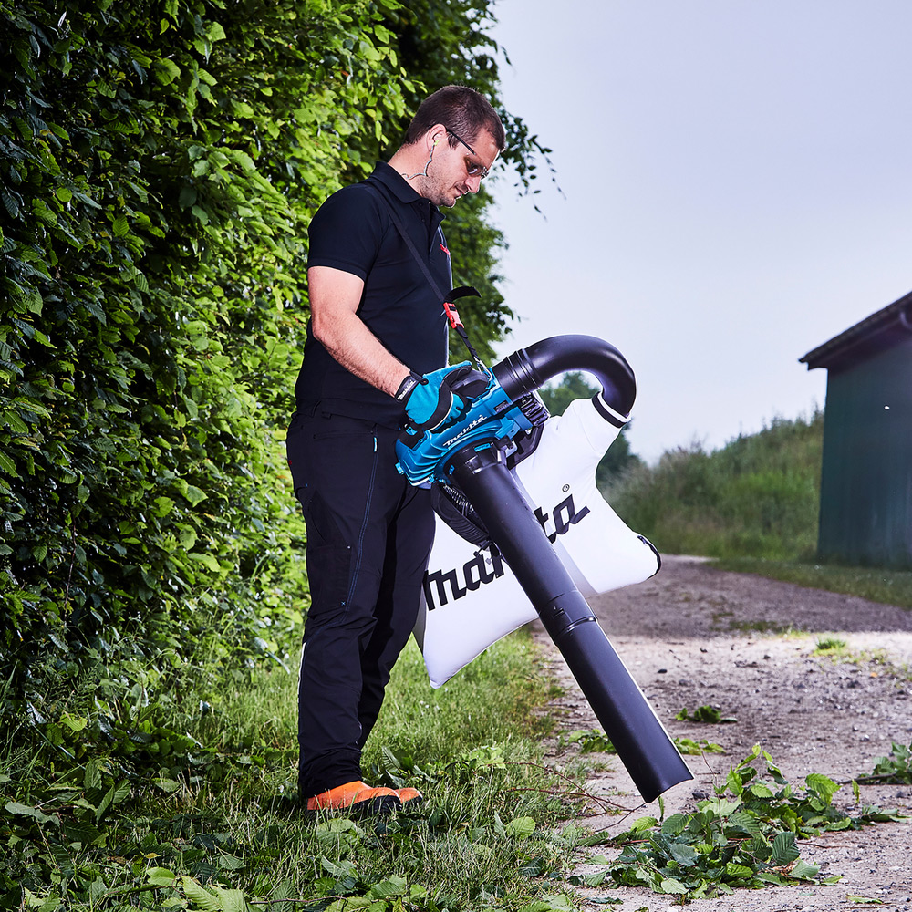 Lövblås Makita LXT DUB363ZV LXT 2x18V med Sugfunktion utan Batteri & Laddare
