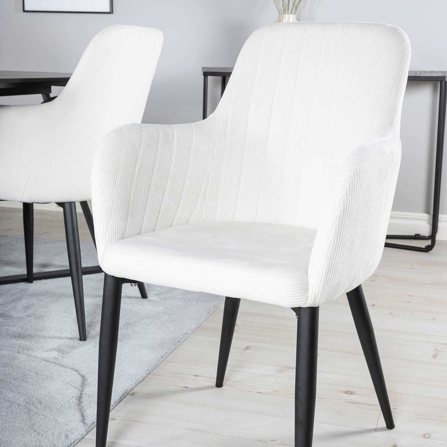 Marina Table - Black top /Comfort Chair - Beige / Black_4 Svart/Beige
