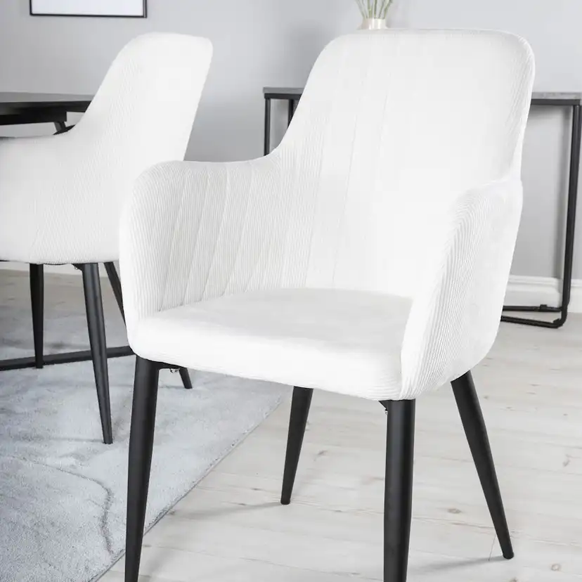 Marina Table - Black top /Comfort Chair - Beige / Black_4 Svart/Beige