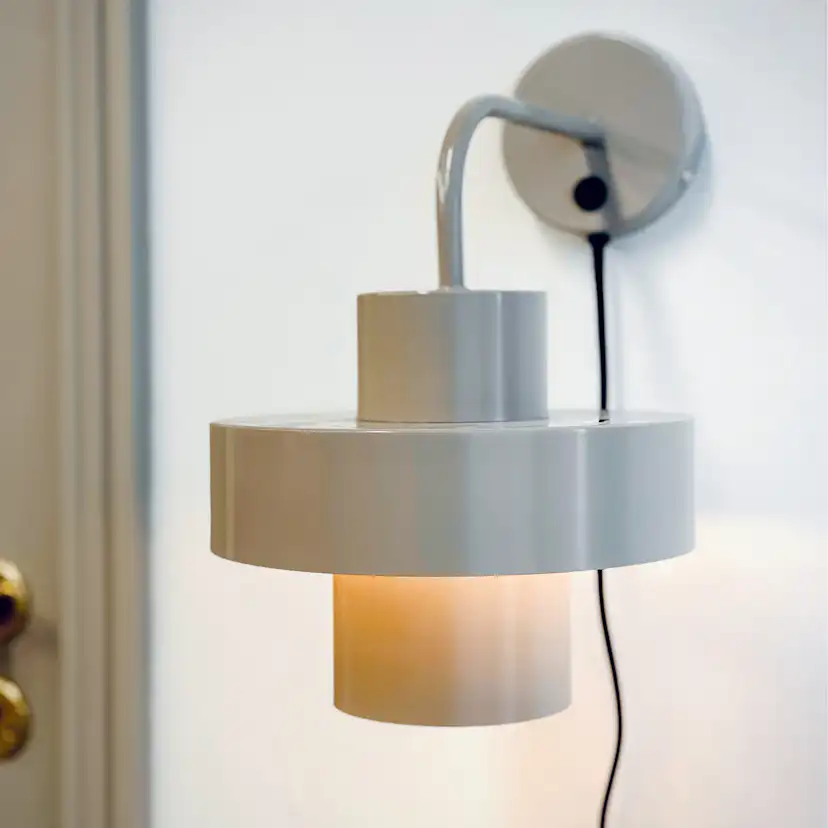Vägglampa Dyberg Larsen Stoke
