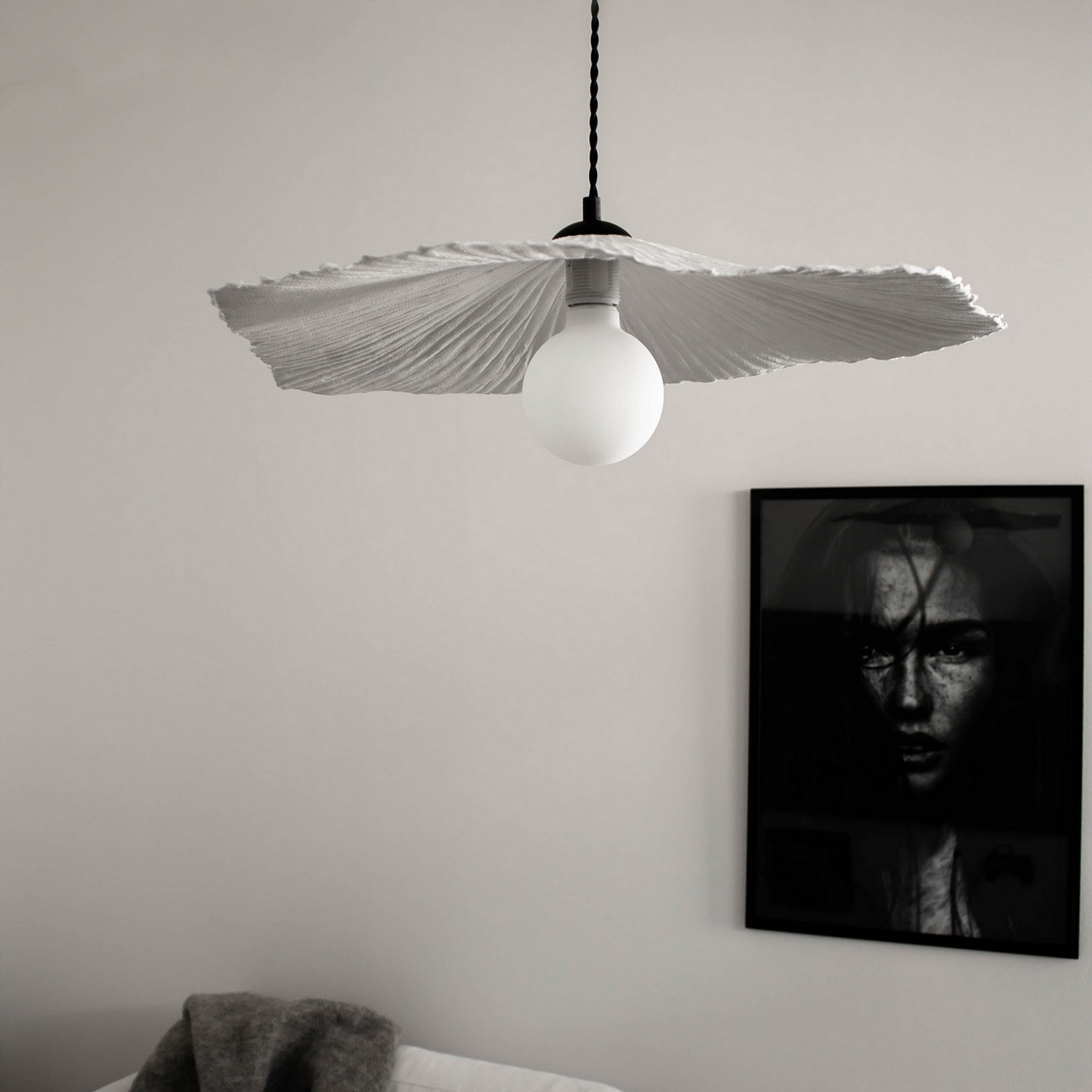 Taklampa Globen Lighting Tropez