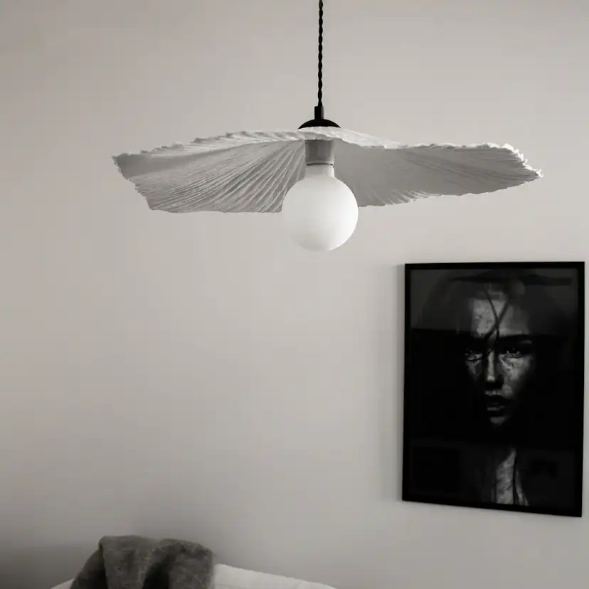 Taklampa Globen Lighting Tropez